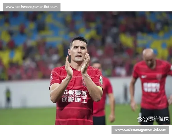 亚冠精彩对决回顾 激烈赛事瞬间呈现 足球热情点燃全场