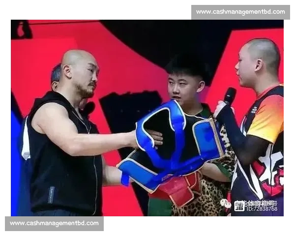 刘二狗对战一龙比赛时间确定 激烈对决引发拳迷热议