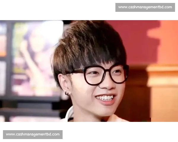 华晨宇快男比赛视频全纪录成长高光瞬间回顾与舞台魅力与情感成长 华晨宇快男比赛视频全纪录成长高光瞬间回顾与舞台魅力与情感成长